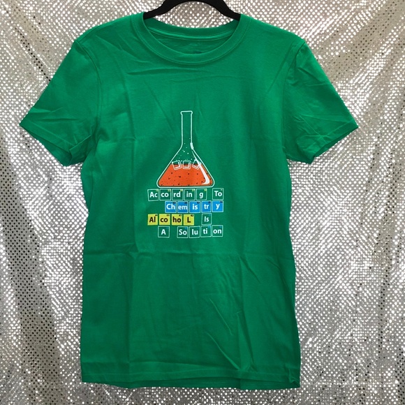 NWOT Graphic Tee T-Shirt Mens Alcohol Chemistry Solution Green Cotton Gildan - Picture 2 of 2